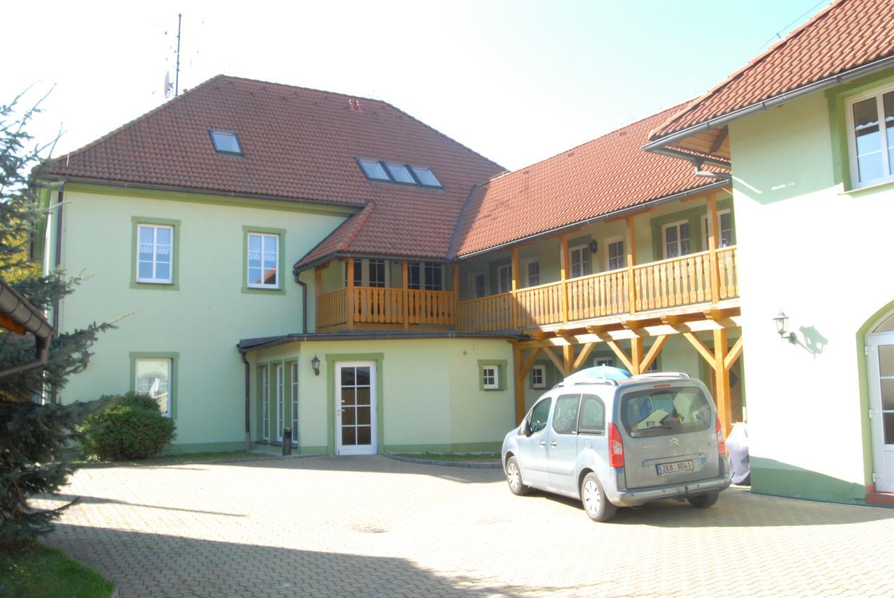 Hotel Atawa Rabí Exterior foto